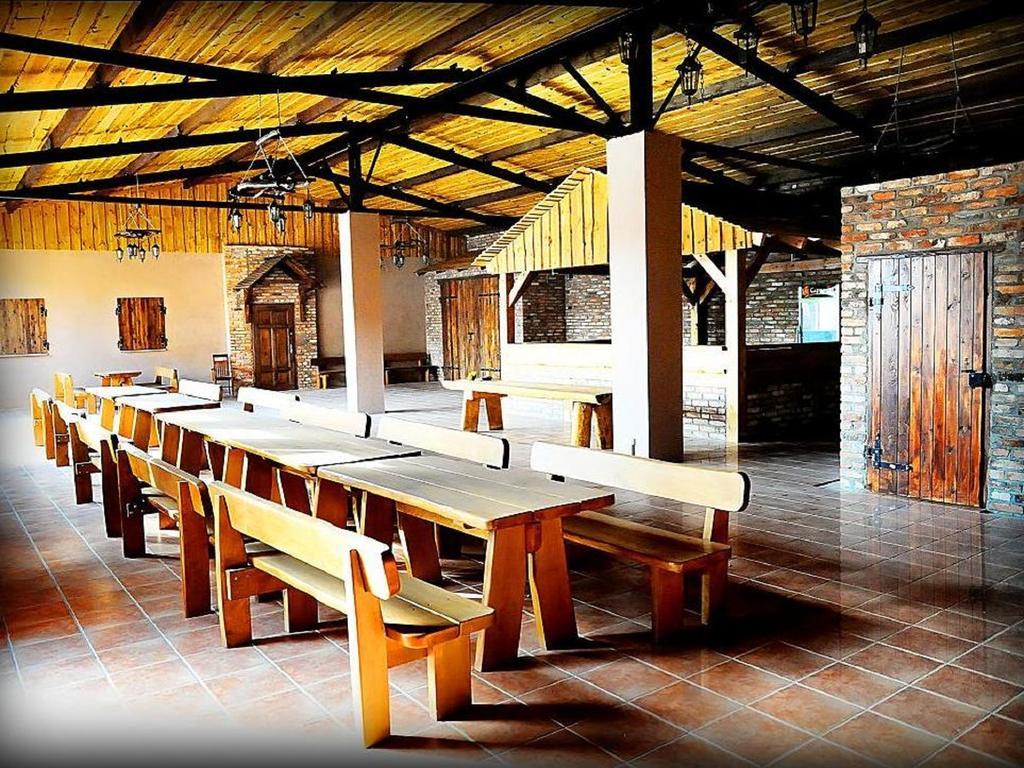 Hotel Arkadia Legnica Dış mekan fotoğraf